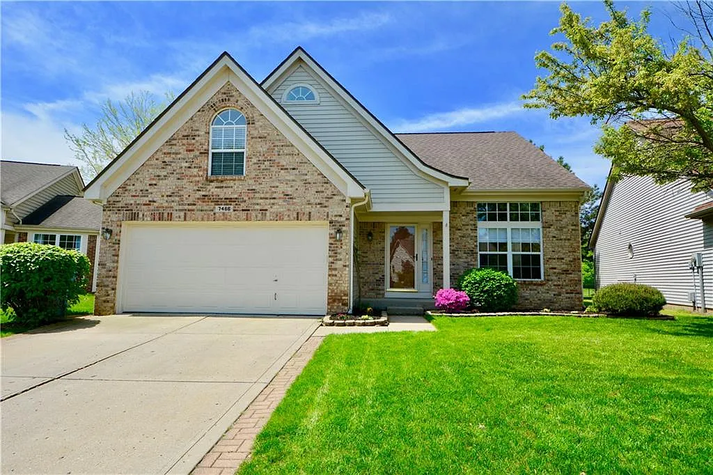 7466 Deville Ct photo 1