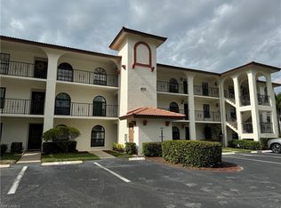 605 Augusta Blvd APT 14, Naples, FL 34113
