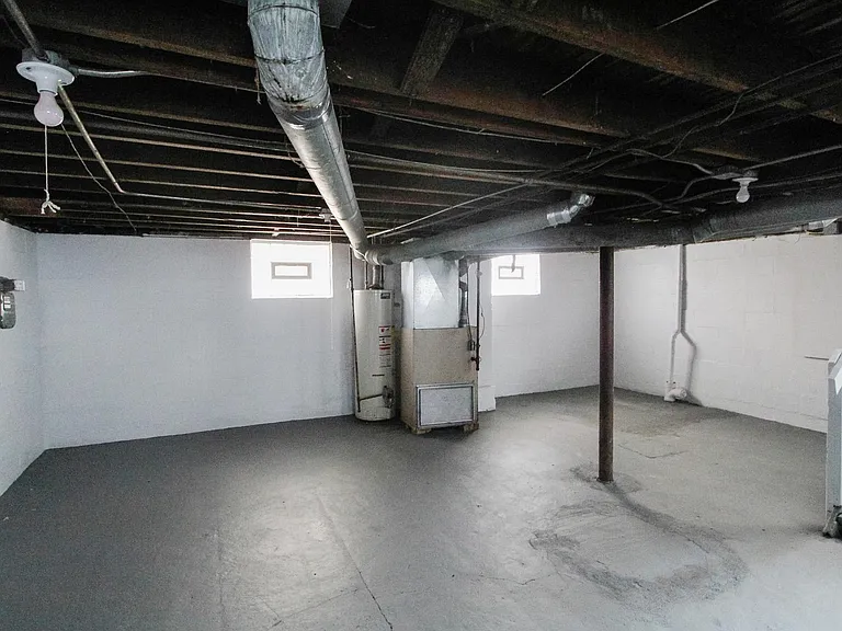 11920 Browning Ave — Photo 27