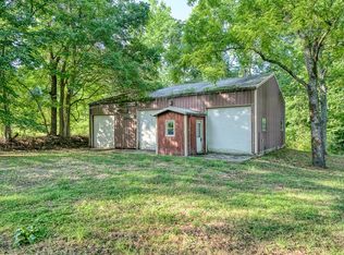 199 Lafayette School Rd, Baxter, TN 38544