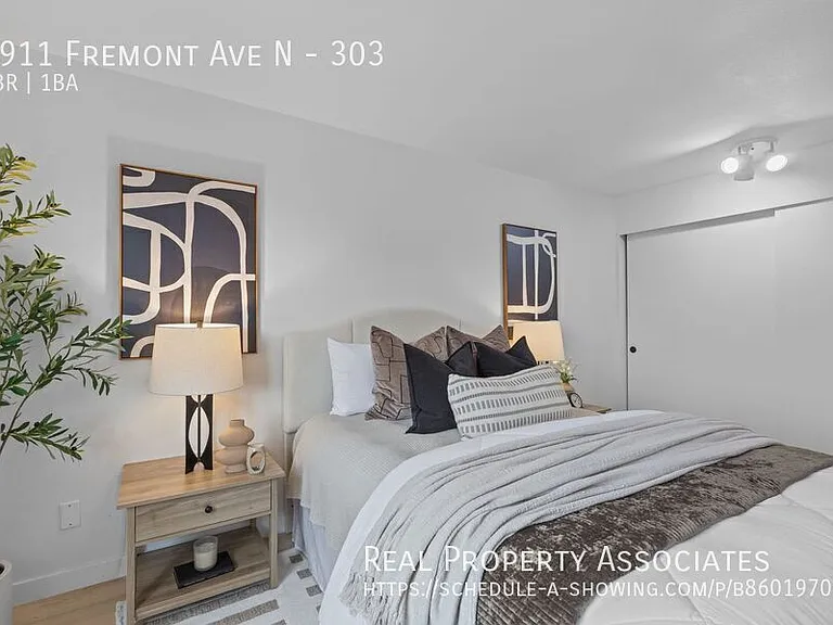 4911 Fremont Ave N #303 — Photo 15