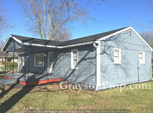 5353 S Vine St, Columbus, IN 47201