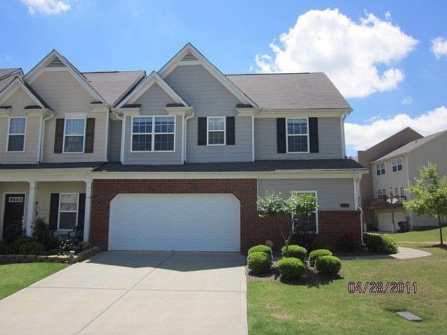 1st image of 2696 Cedar Dr