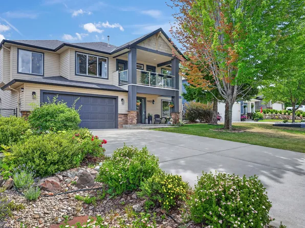 10425 Sherman Dr, Lake Country, BC V4V 2N2