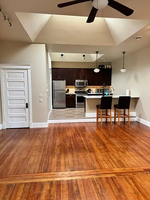 209 North Federal Avenue B — Photo 1