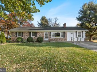 54 Molineu Rd, Edinburg, VA 22824