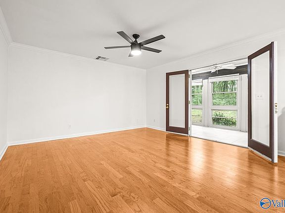 5th image of 3008 Live Oak Ln SW #3008