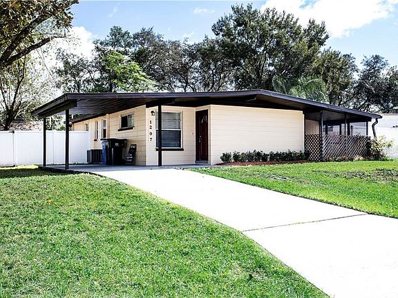 2nd image of 1207 E Camellia Dr