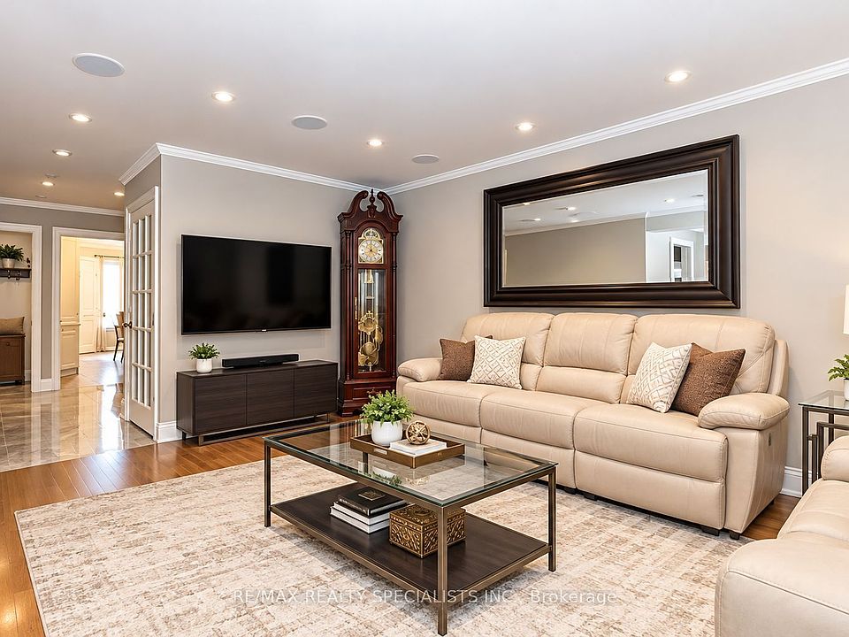 2nd image of 52 Abelard Ave