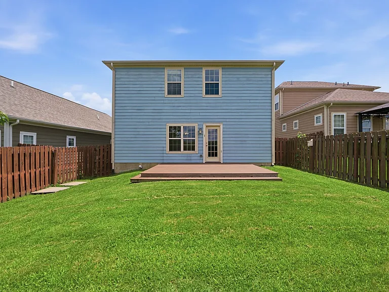5003 Hemlock Ct — Photo 35
