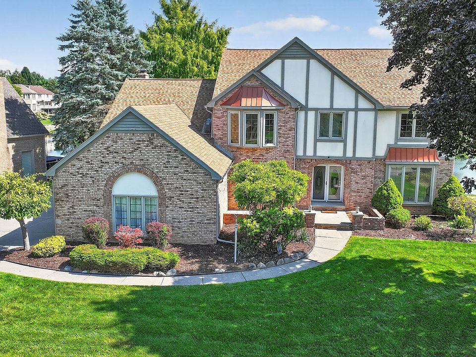 1st image of 48342 Lake Valley Dr