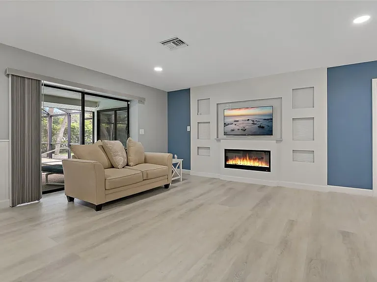 710 Treasure Boat Way — Photo 11