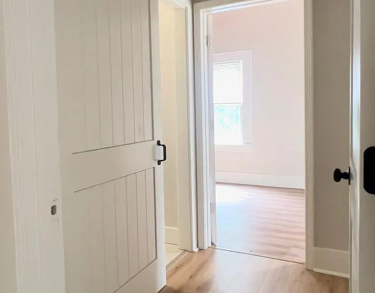109 General Gardner Ave — Photo 10