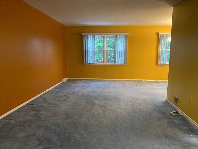 1st image of 15-71 208th Pl