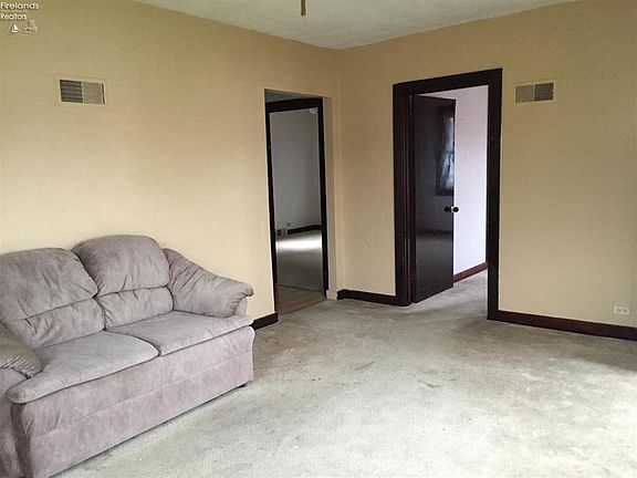 4th image of 416 Hill Ave