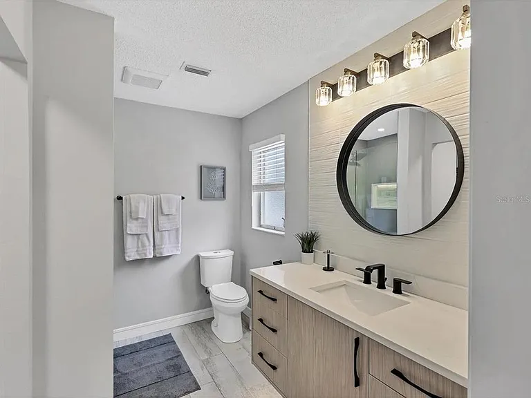 2428 Whippoorwill Cir — Photo 23