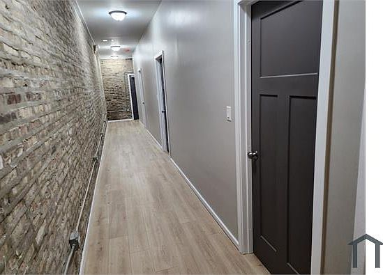 1st image of 22 N Pulaski Rd #1R