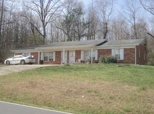 1020 Fairview Dr SW, Lenoir, NC 28645