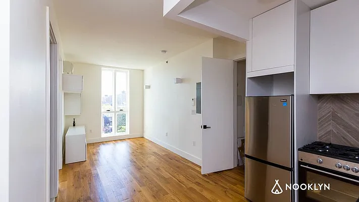 Rented by Nooklyn NYC LLC | media 49