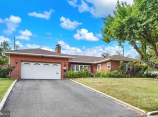 3801 Bonnybrook Rd, Harrisburg, PA 17109