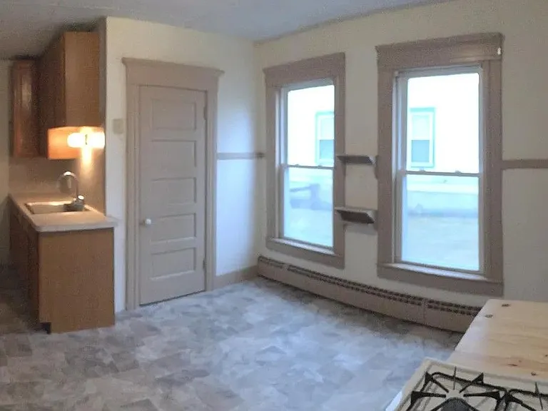267 Cartier St #1 — Photo 1
