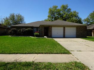10618 Sageyork Dr, Houston, TX 77089