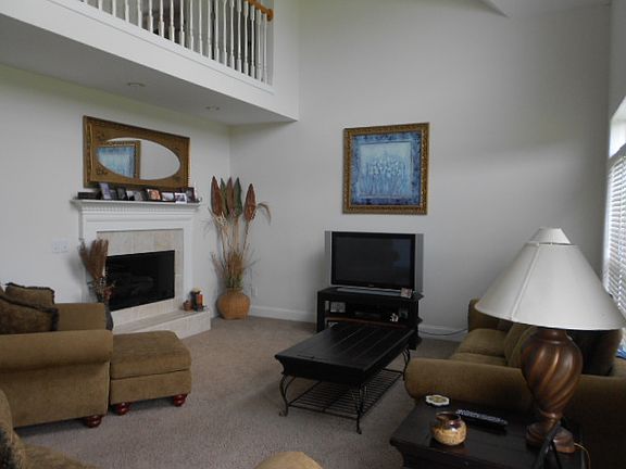 LR is spacious w/gas logs