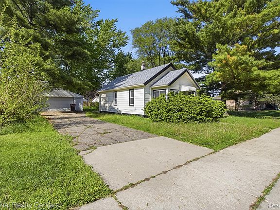 2nd image of 7547 Stephens Rd