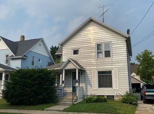 677 Frederick St, Oshkosh, WI 54901