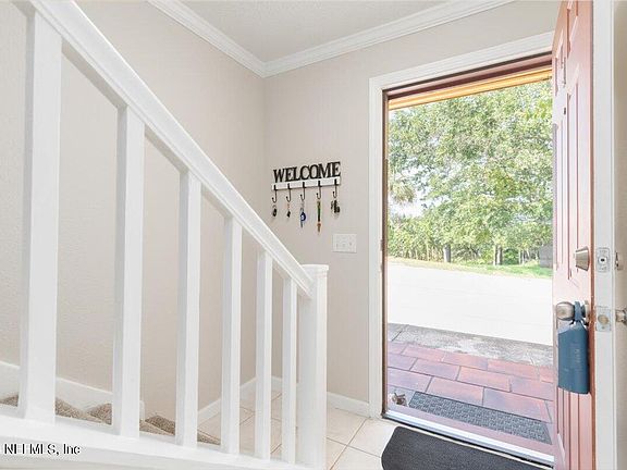 3rd image of 6616 LA MIRADA Drive E #1