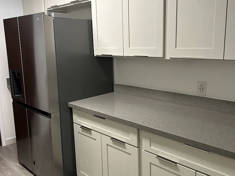 77 Karsten Dr #23A — Photo 8
