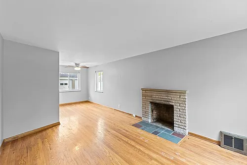 723 Village Dr Photo 1