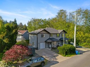 6896 Beaton Rd, Sooke, BC V9Z0M3