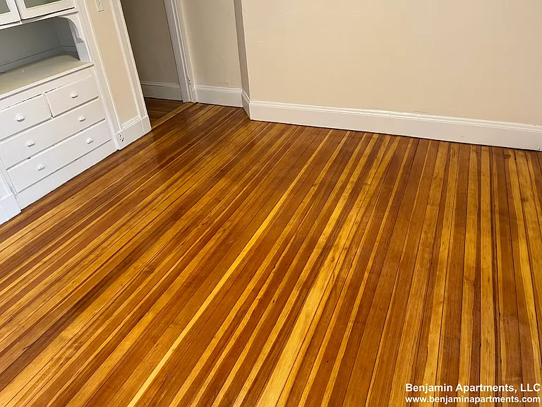 6 Barrows St #13 — Photo 7