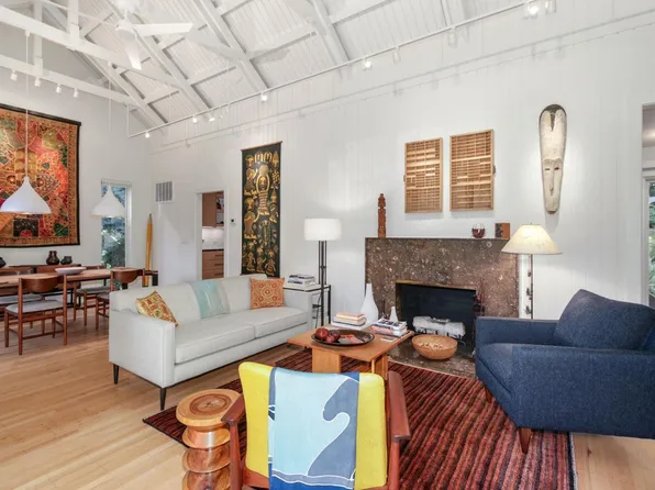 820 Commons Dr, Sacramento, CA 95825