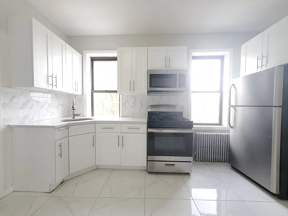 419 Ocean Ave #1F