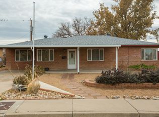 8610 Candelaria Rd NE, Albuquerque, NM 87112