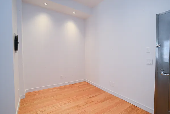 Rented by Diligent Searches Realty LLC | media 22