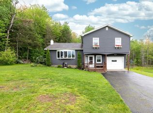 28 Colosimo Dr, Fulton, NY 13069