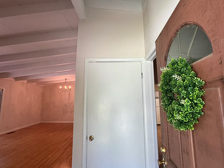 3930 Montclair Rd — Photo 46