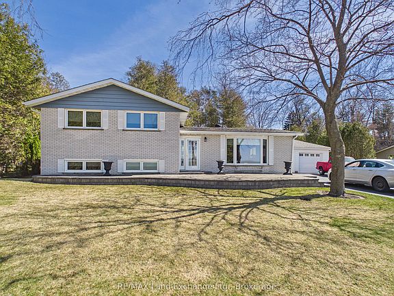 2nd image of 167 Goderich St
