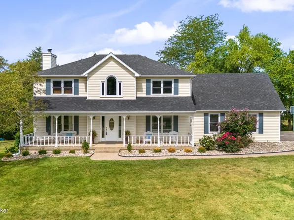 2011 Meadowbrook Dr, La Grange, KY 40031