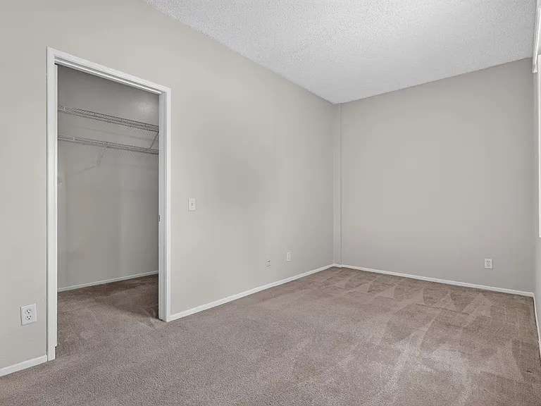 10749 Francis Pl — Photo 36