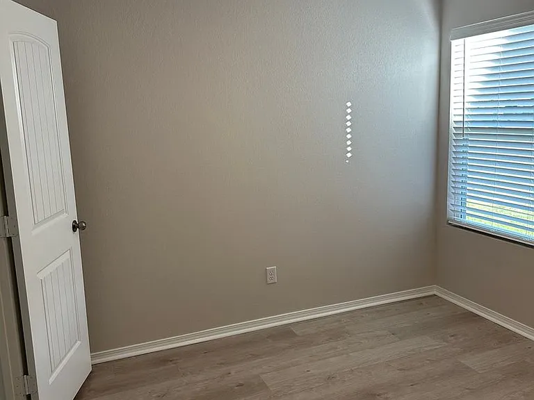 5715 Boone St — Photo 11