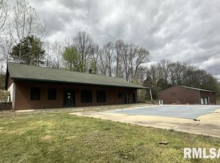 6429 Beaucoup Rd, Ava, IL 62907