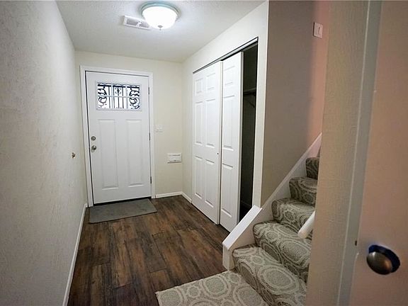 2nd image of 6676 Basswood Dr