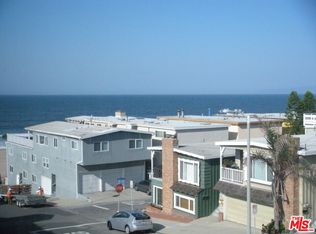 128 Marine Ave, Manhattan Beach, CA 90266