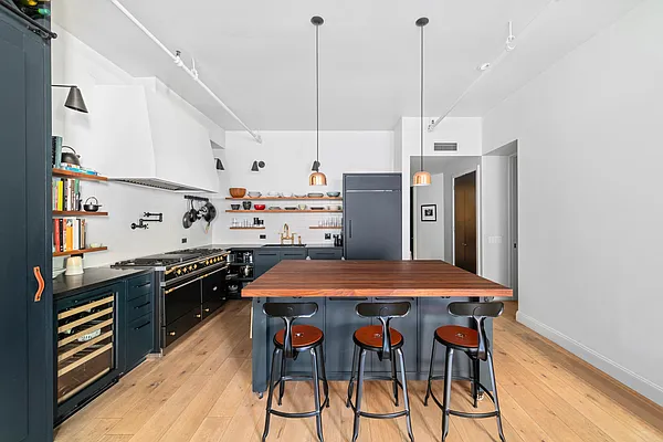 Sold by Compass | media 4