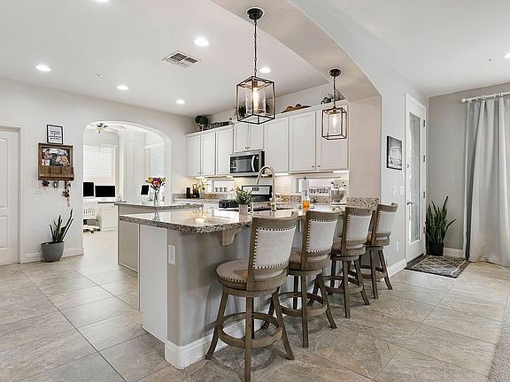5th image of 4631 E Calistoga Dr