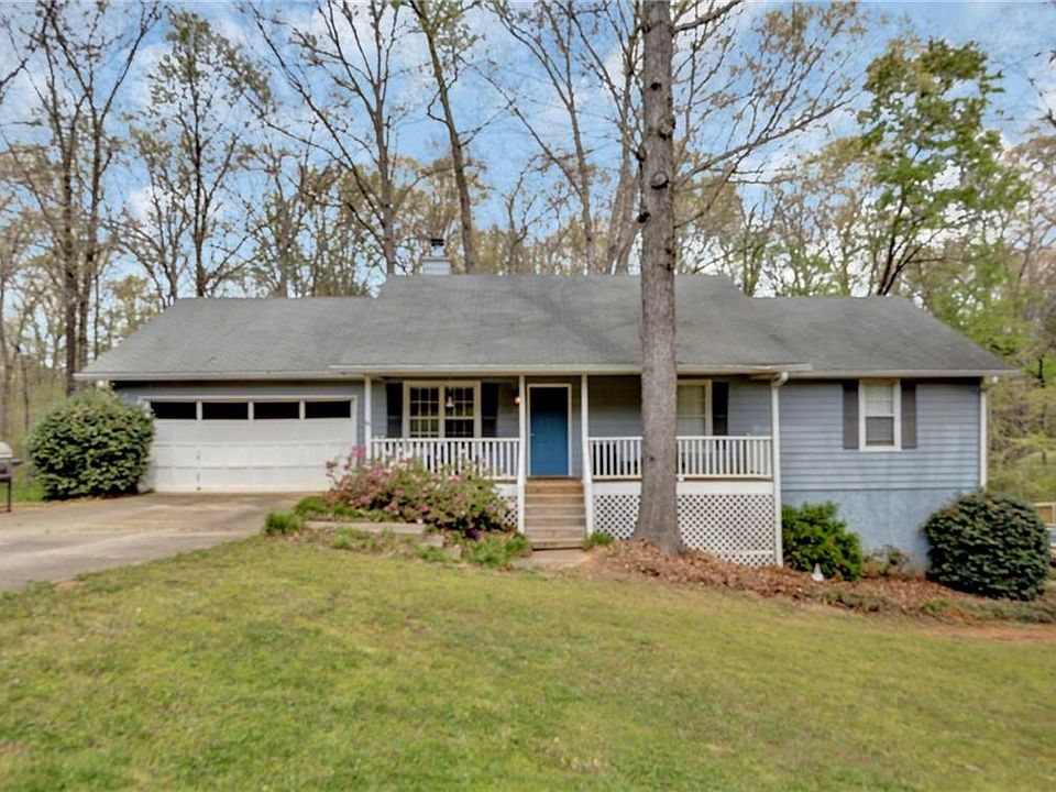 1st image of 208 Creek Side Pl